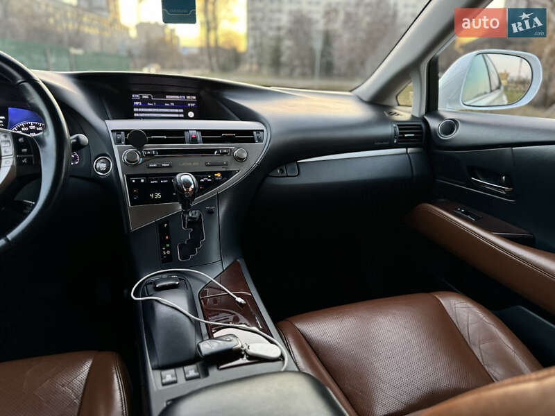 Внедорожник / Кроссовер Lexus RX 2012 в Надворной