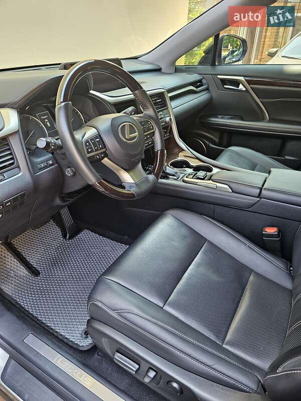 Внедорожник / Кроссовер Lexus RX 2017 в Киеве