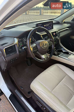 Внедорожник / Кроссовер Lexus RX 2020 в 