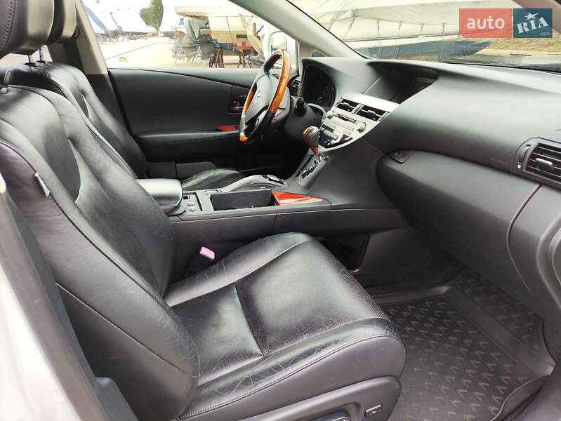 Внедорожник / Кроссовер Lexus RX 2010 в Киеве