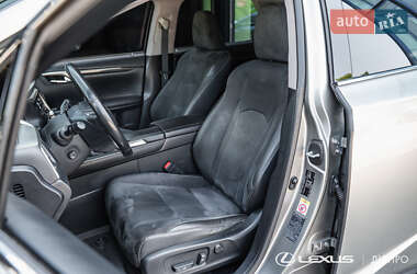 Внедорожник / Кроссовер Lexus RX 2017 в 
