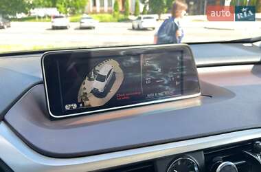 Внедорожник / Кроссовер Lexus RX 2016 в 