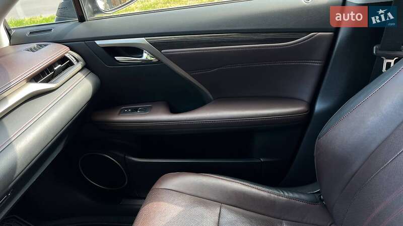 Позашляховик / Кросовер Lexus RX 2016 в Львові