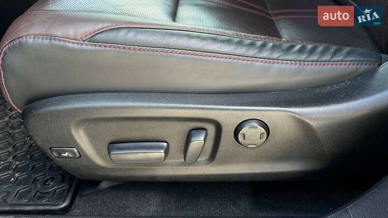 Позашляховик / Кросовер Lexus RX 2016 в Львові