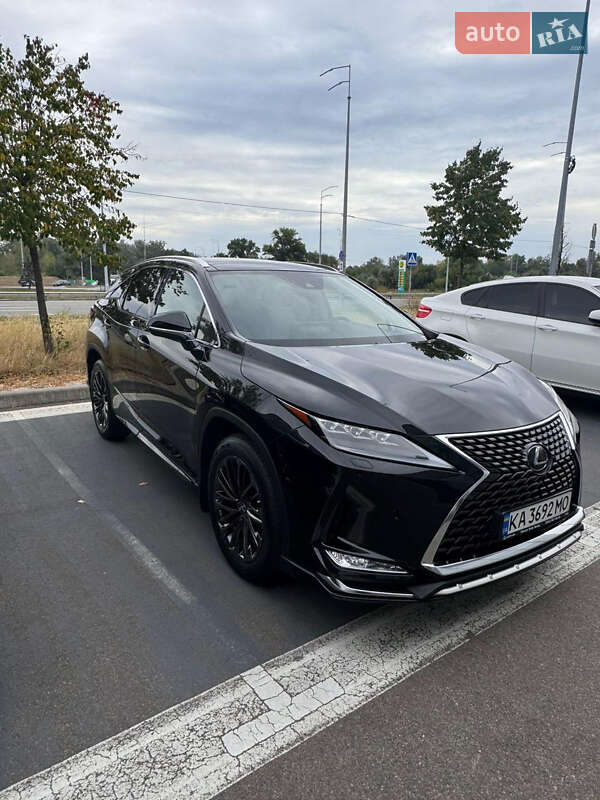 Внедорожник / Кроссовер Lexus RX 2021 в 
