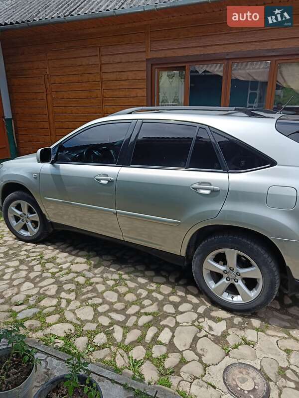 Внедорожник / Кроссовер Lexus RX 2005 в Косове