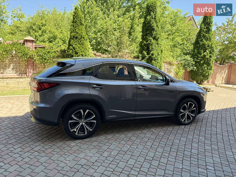 Позашляховик / Кросовер Lexus RX 2018 в Чернівцях