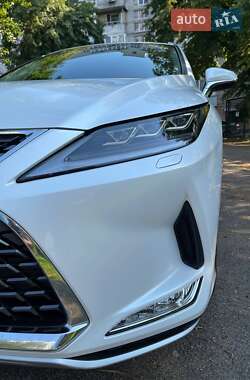 Внедорожник / Кроссовер Lexus RX 2020 в 