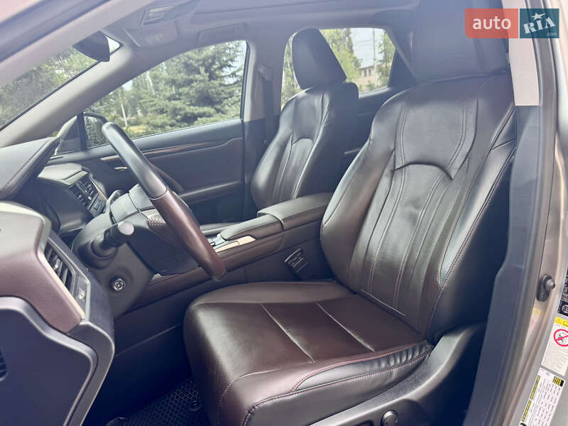 Позашляховик / Кросовер Lexus RX 2018 в Києві