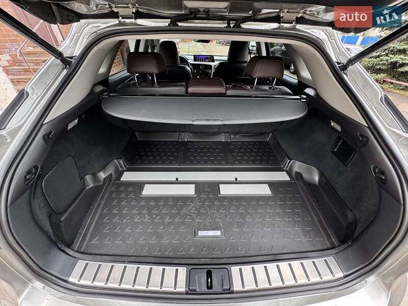 Позашляховик / Кросовер Lexus RX 2018 в Києві