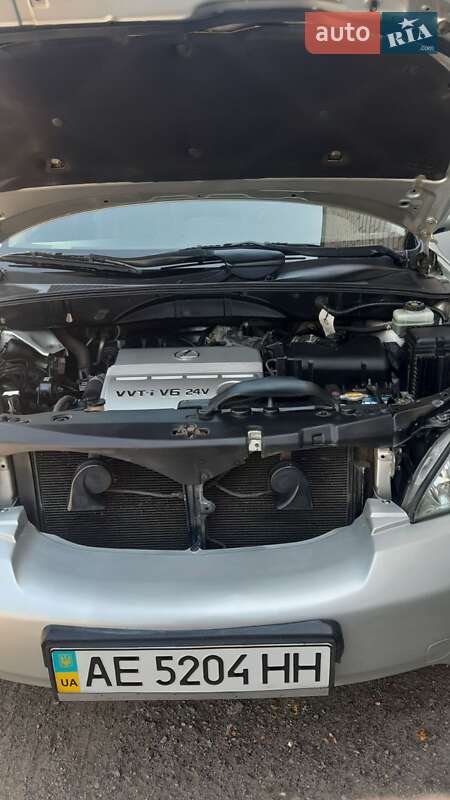 Внедорожник / Кроссовер Lexus RX 2004 в Днепре