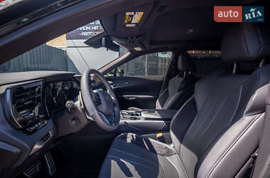 Внедорожник / Кроссовер Lexus RX 2022 в 