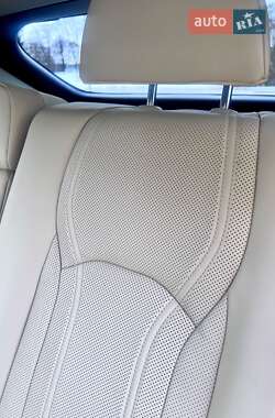 Позашляховик / Кросовер Lexus RX 2019 в 