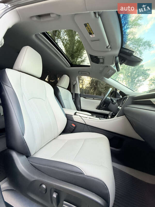 Внедорожник / Кроссовер Lexus RX 2017 в Киеве