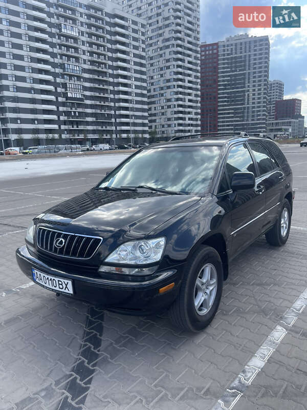 Внедорожник / Кроссовер Lexus RX 2000 в Киеве