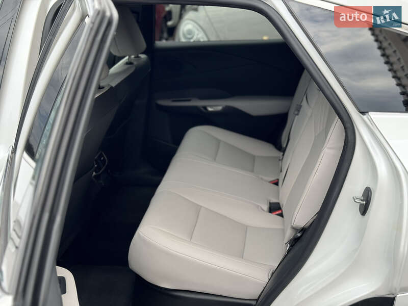 Внедорожник / Кроссовер Lexus RX 2024 в Киеве