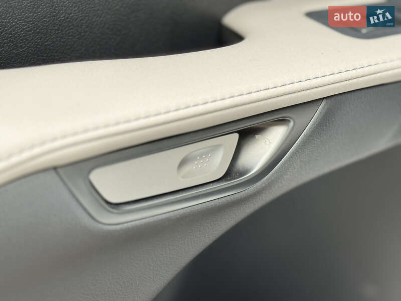 Внедорожник / Кроссовер Lexus RX 2024 в Киеве