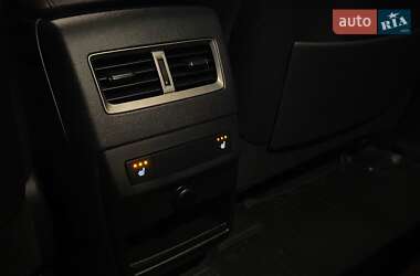 Внедорожник / Кроссовер Lexus RX 2017 в 