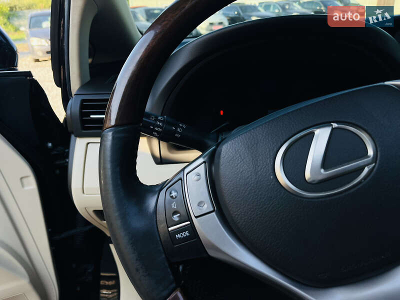 Внедорожник / Кроссовер Lexus RX 2013 в Харькове