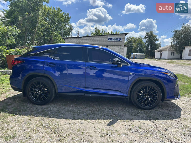 Позашляховик / Кросовер Lexus RX 2016 в Зміїві