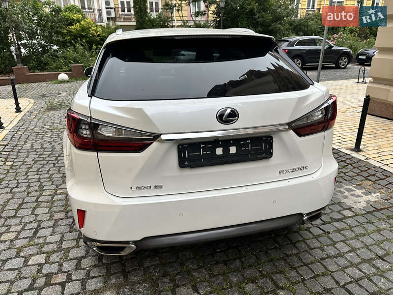 Внедорожник / Кроссовер Lexus RX 2016 в Киеве
