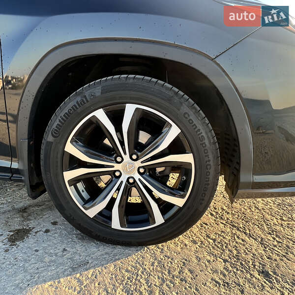 Внедорожник / Кроссовер Lexus RX 2017 в Арцизе