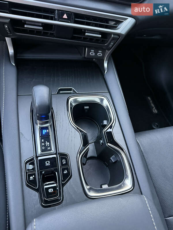 Позашляховик / Кросовер Lexus RX 2023 в Дніпрі фото 25 Позашляховик / Кросовер Lexus RX 2023 в Дніпрі