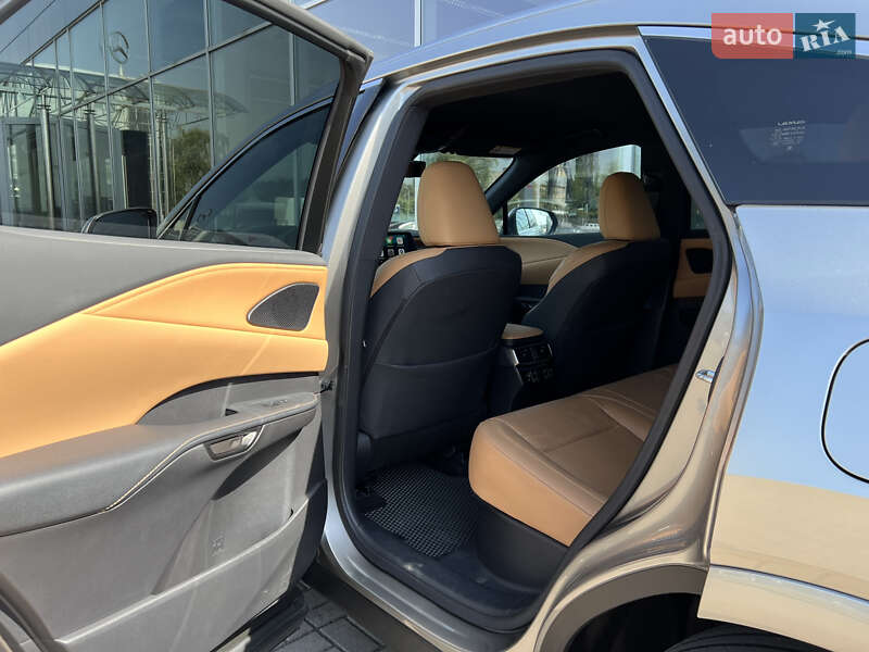 Внедорожник / Кроссовер Lexus RX 2023 в Киеве фото 15 Внедорожник / Кроссовер Lexus RX 2023 в Киеве