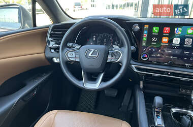 Внедорожник / Кроссовер Lexus RX 2023 в 