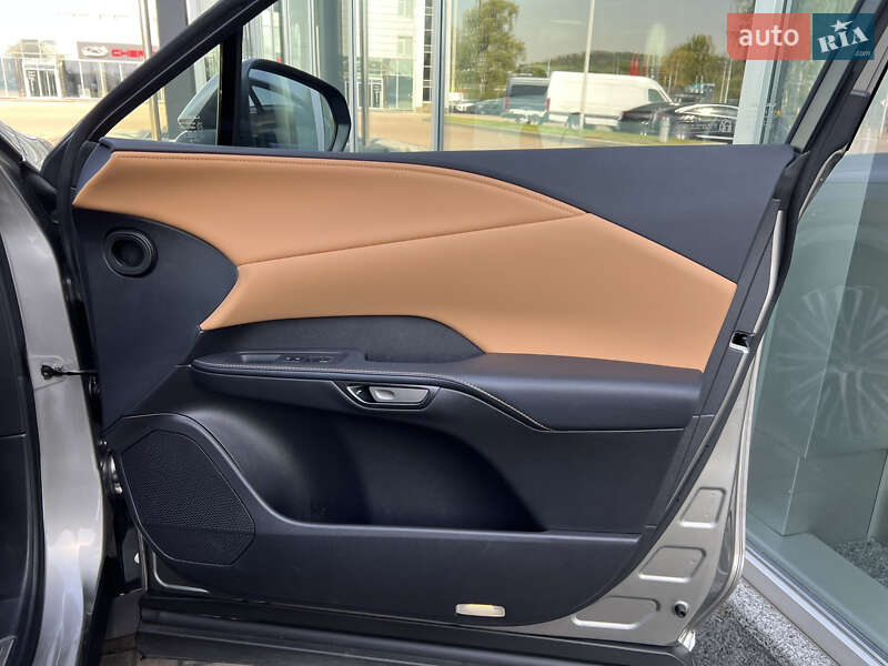 Внедорожник / Кроссовер Lexus RX 2023 в Киеве фото 43 Внедорожник / Кроссовер Lexus RX 2023 в Киеве