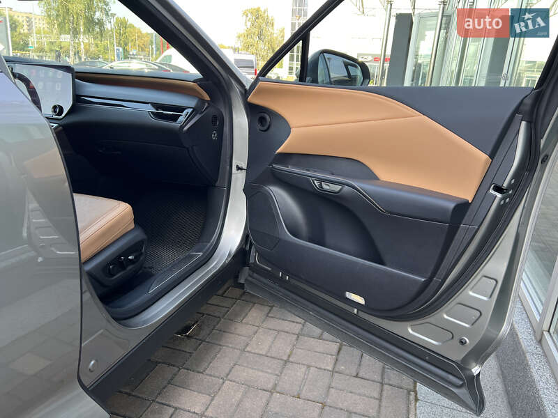 Внедорожник / Кроссовер Lexus RX 2023 в Киеве фото 47 Внедорожник / Кроссовер Lexus RX 2023 в Киеве