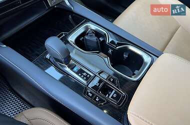 Внедорожник / Кроссовер Lexus RX 2023 в 