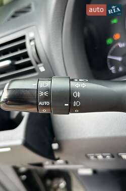 Внедорожник / Кроссовер Lexus RX 2012 в 