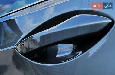 Внедорожник / Кроссовер Lexus RX 2021 в 