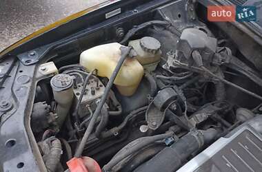 Внедорожник / Кроссовер Lexus RX 2002 в 