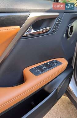 Внедорожник / Кроссовер Lexus RX 2022 в 