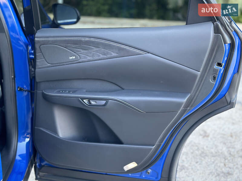 Внедорожник / Кроссовер Lexus RX 2023 в Днепре