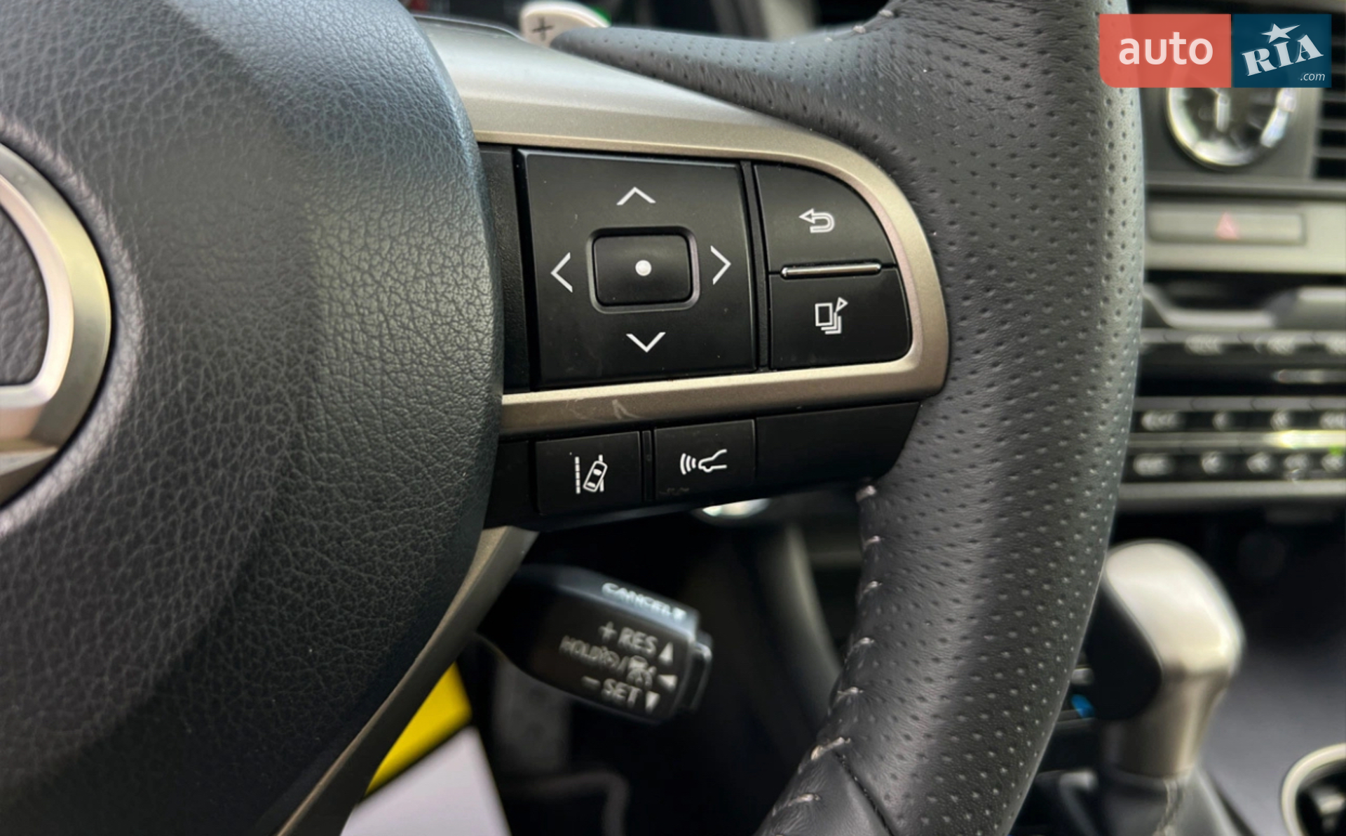 2018 Lexus RX - мініатюра 25