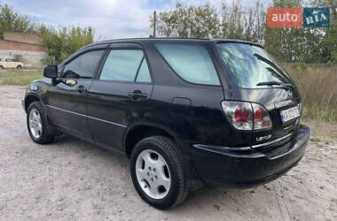 Внедорожник / Кроссовер Lexus RX 2001 в 