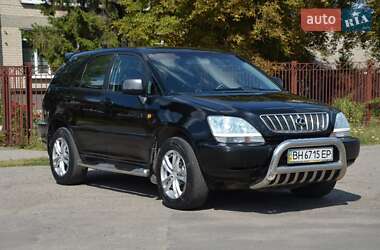 Внедорожник / Кроссовер Lexus RX 2000 в 