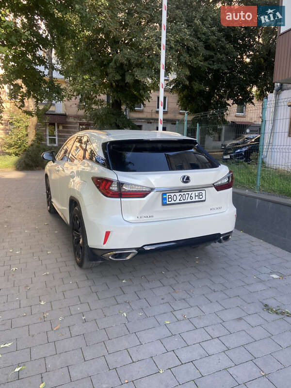 Внедорожник / Кроссовер Lexus RX 2018 в Тернополе