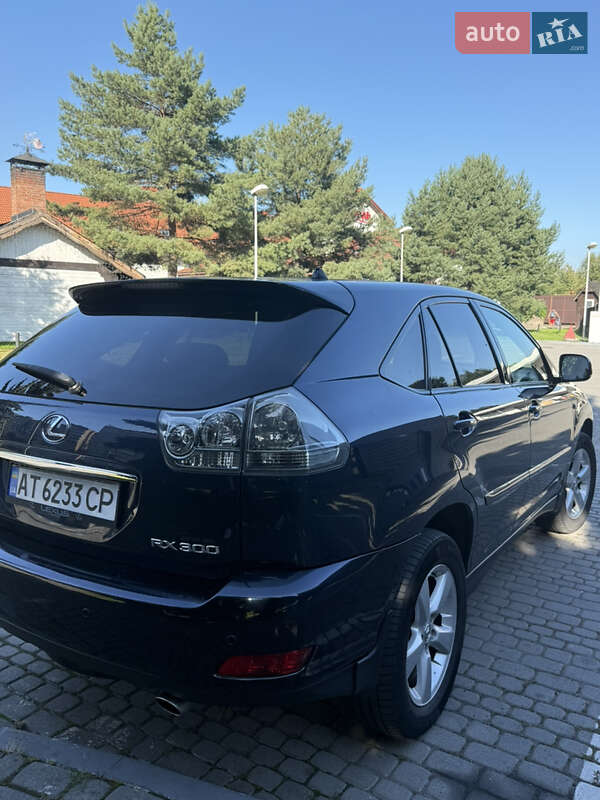 Позашляховик / Кросовер Lexus RX 2005 в Івано-Франківську