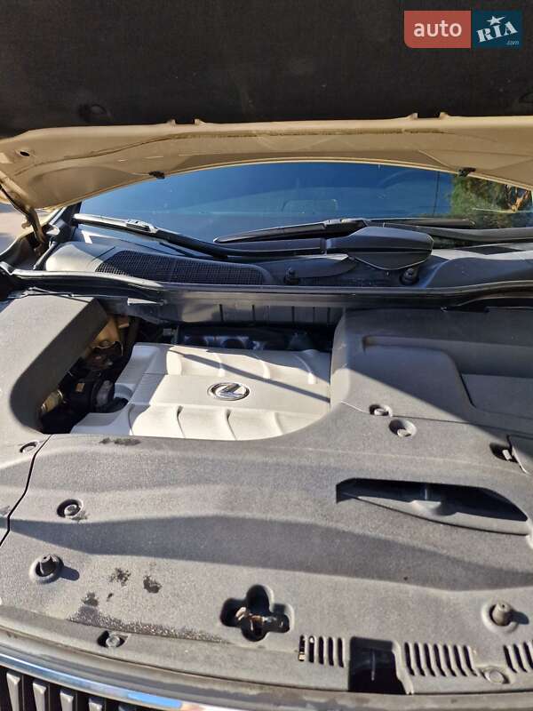 Внедорожник / Кроссовер Lexus RX 2010 в Киеве