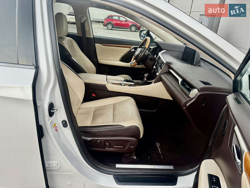 Внедорожник / Кроссовер Lexus RX 2018 в Киеве