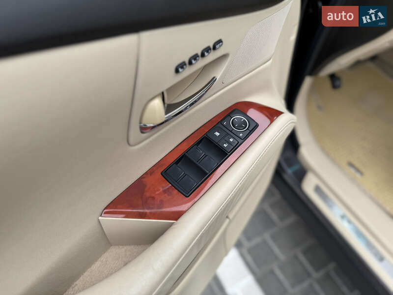 Позашляховик / Кросовер Lexus RX 2010 в Одесі