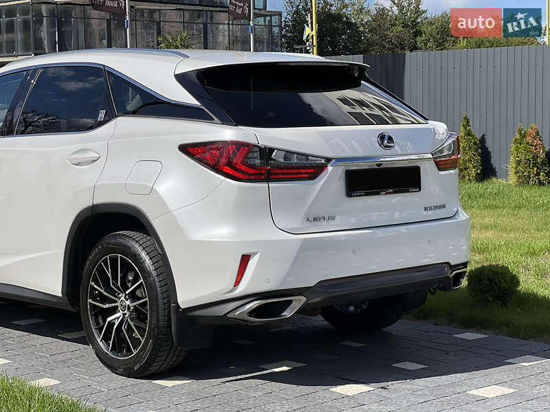 Внедорожник / Кроссовер Lexus RX 2017 в Ужгороде