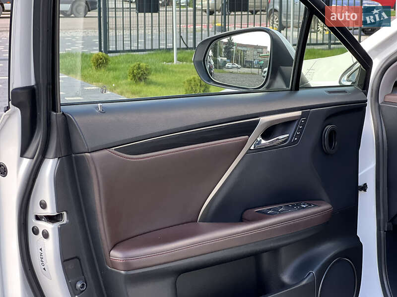 Внедорожник / Кроссовер Lexus RX 2017 в Ужгороде