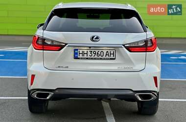 Внедорожник / Кроссовер Lexus RX 2016 в 