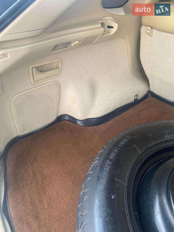 Внедорожник / Кроссовер Lexus RX 2010 в Харькове