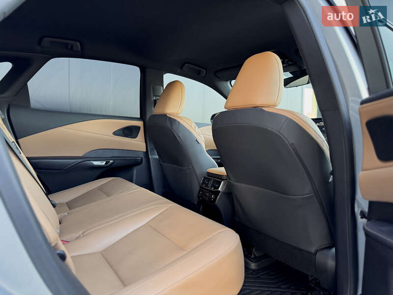 Позашляховик / Кросовер Lexus RX 2023 в Одесі
